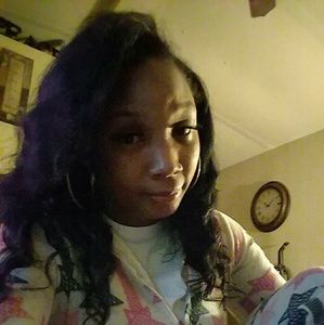 Meet your Posher, Deandra